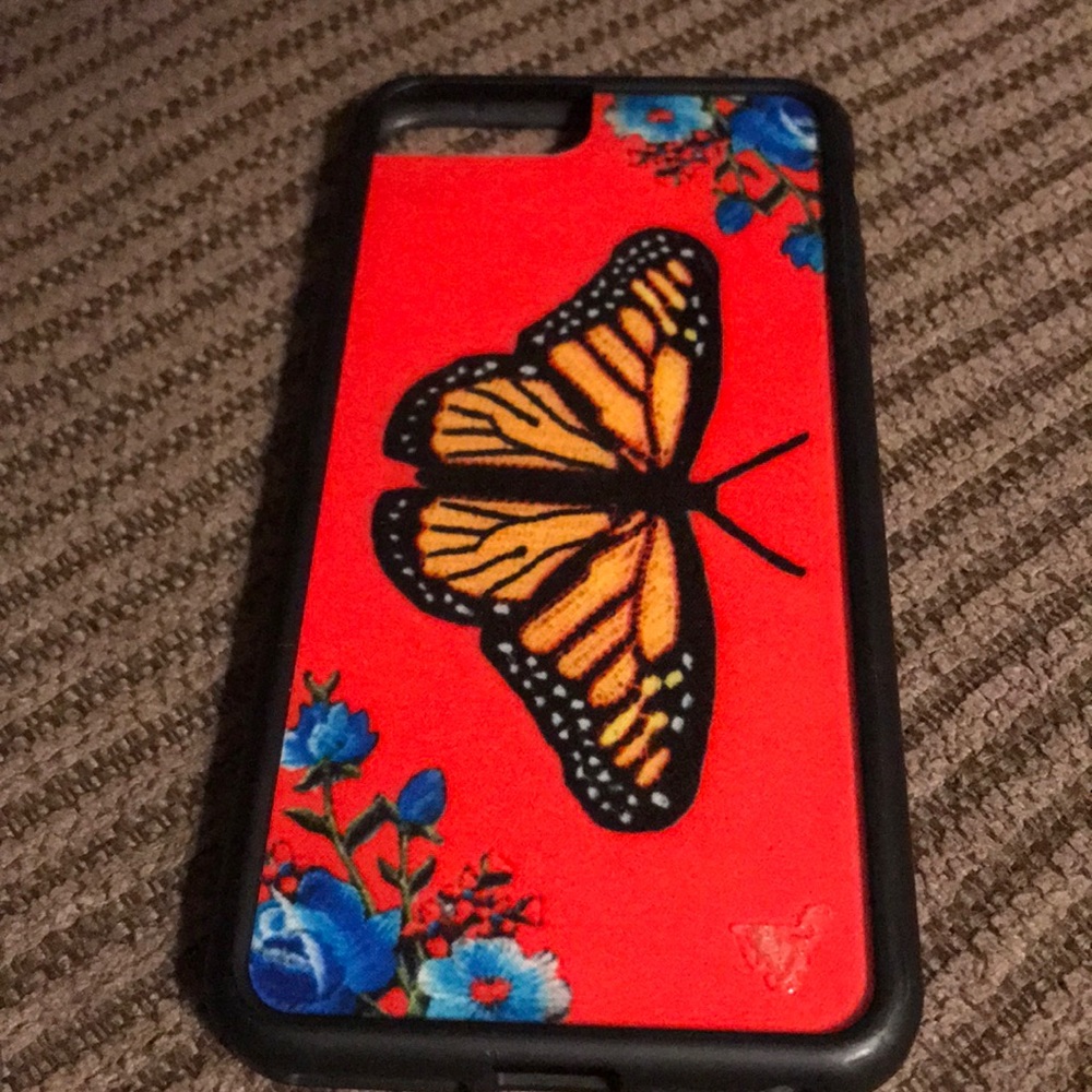 Wildflower SE/6/7/8 Plus phone case